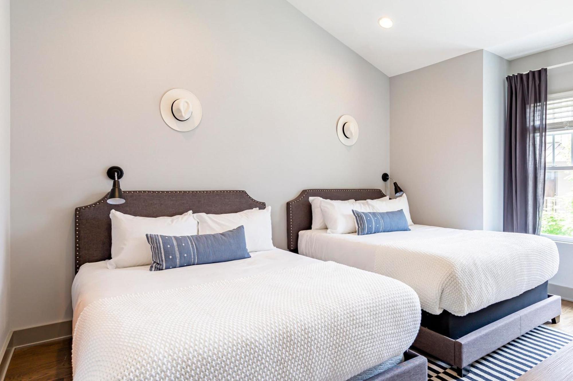 Waverly By Avantstay Nashville-Inspired Townhome W Luxury Kitchen Pool Table Buitenkant foto